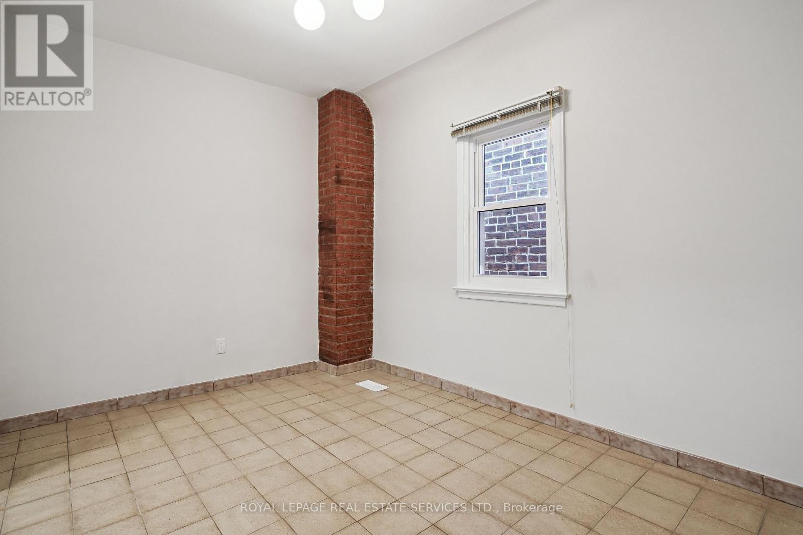 29 Greenlaw Avenue, Toronto (Corso Italia-Davenport), Ontario  M6H 3V6 - Photo 27 - W12391893