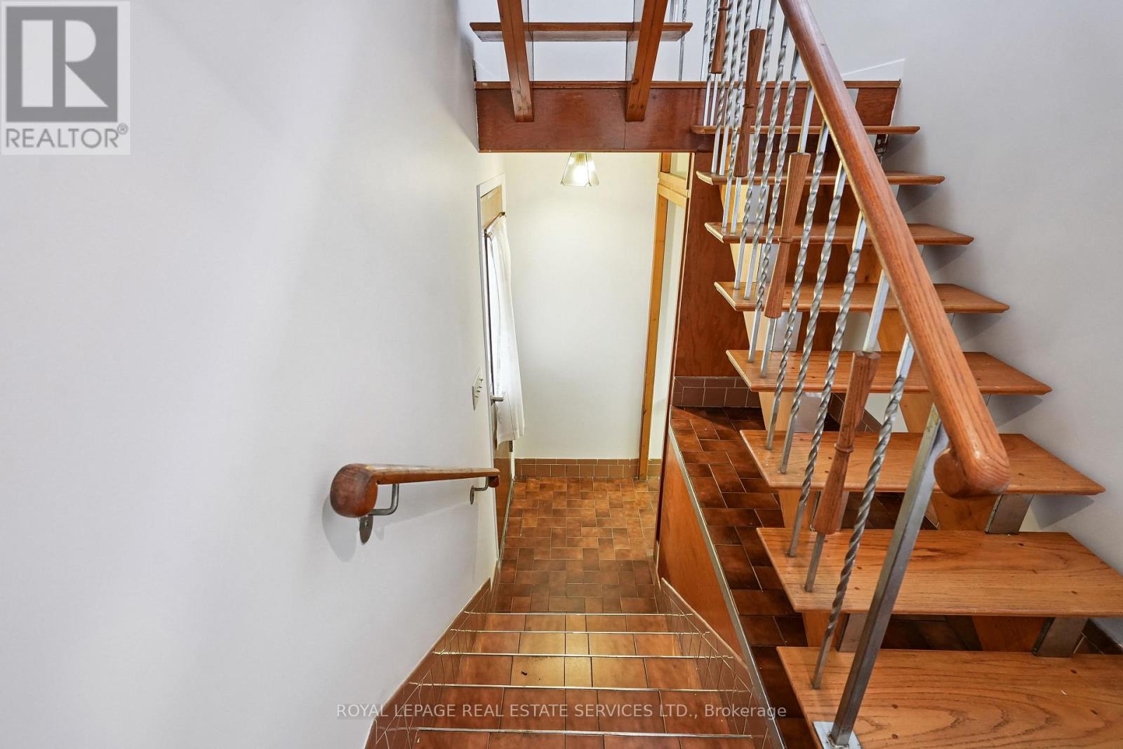29 Greenlaw Avenue, Toronto (Corso Italia-Davenport), Ontario  M6H 3V6 - Photo 36 - W12391893