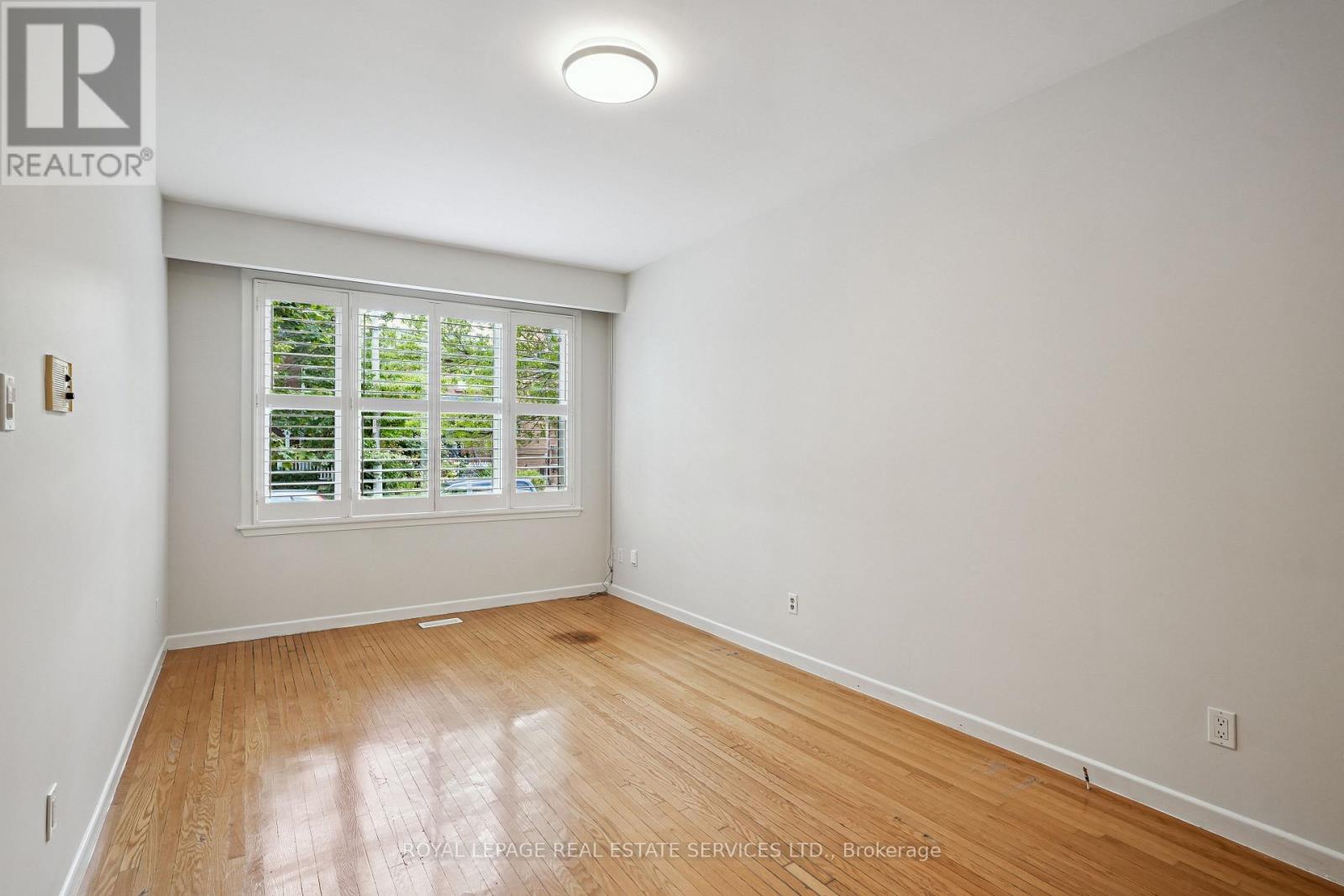 29 Greenlaw Avenue, Toronto (Corso Italia-Davenport), Ontario  M6H 3V6 - Photo 6 - W12391893