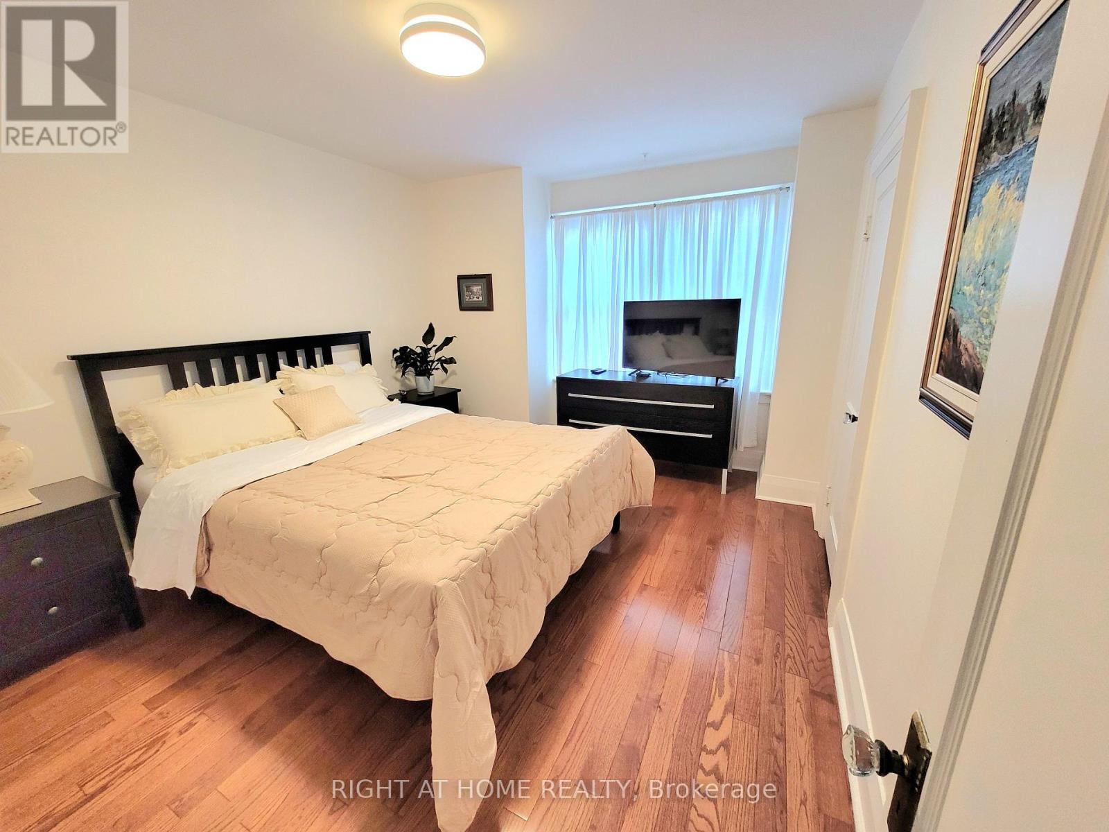 159 Rosemount Avenue, Toronto (Weston), Ontario  M9N 3C2 - Photo 19 - W12391919
