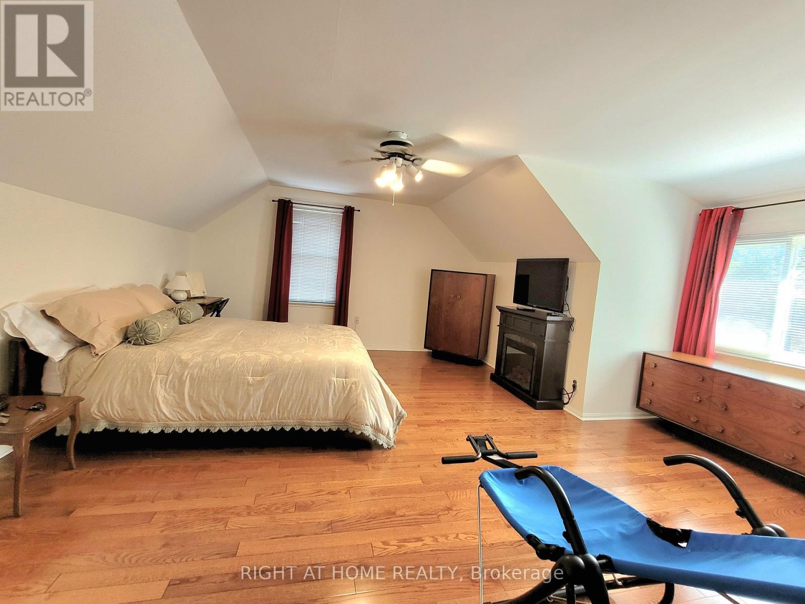 159 Rosemount Avenue, Toronto (Weston), Ontario  M9N 3C2 - Photo 26 - W12391919