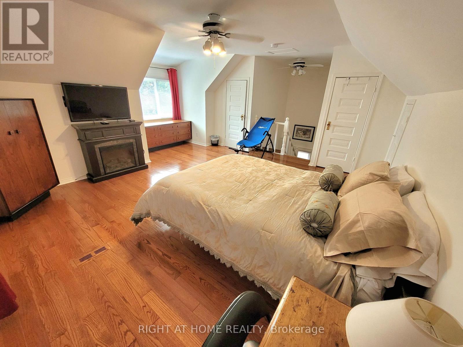159 Rosemount Avenue, Toronto (Weston), Ontario  M9N 3C2 - Photo 27 - W12391919