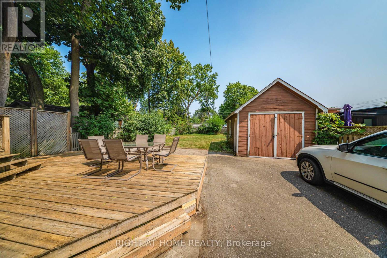 159 Rosemount Avenue, Toronto (Weston), Ontario  M9N 3C2 - Photo 32 - W12391919