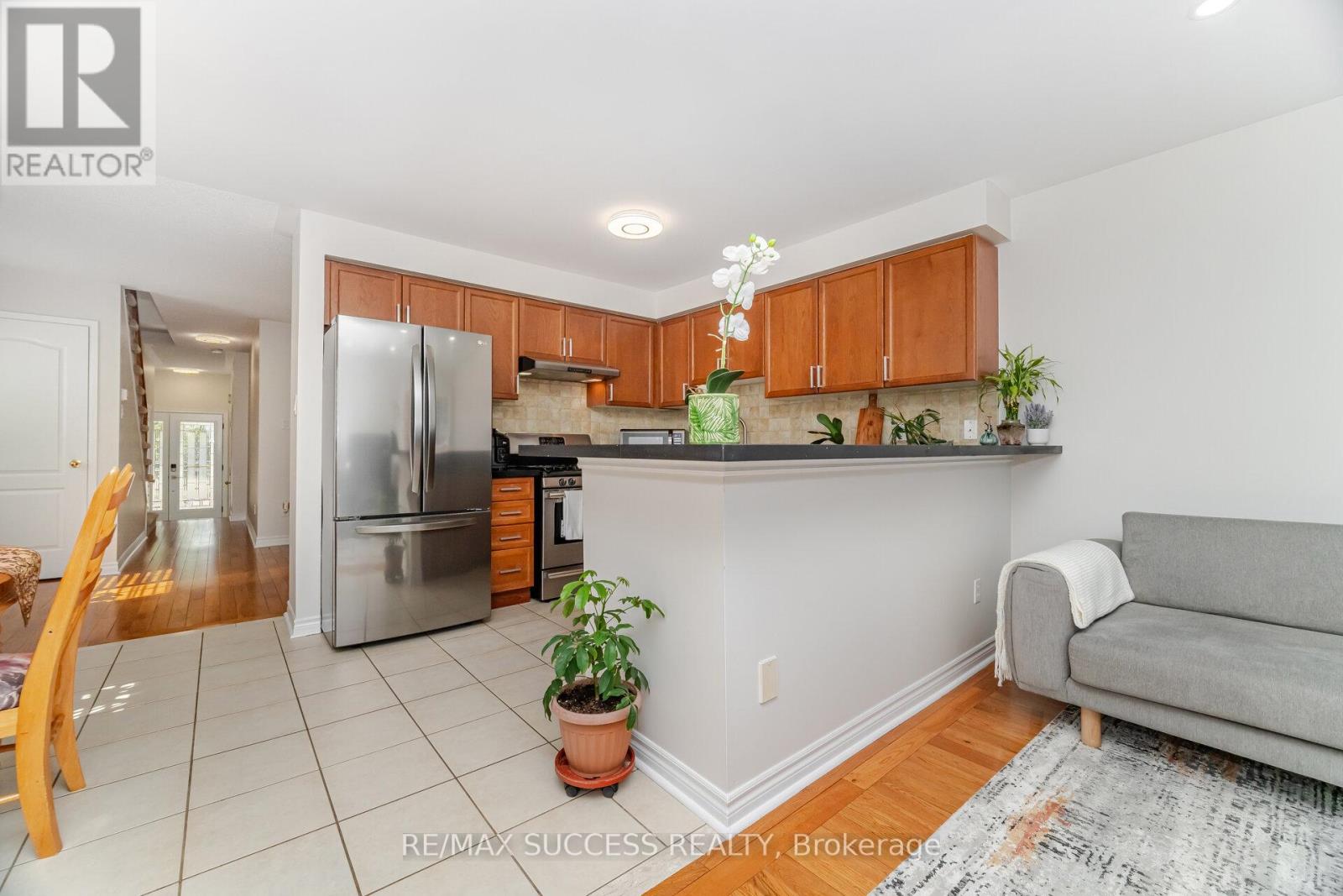 3570 Southwick Street, Mississauga, Ontario  L5M 7N8 - Photo 13 - W12391936