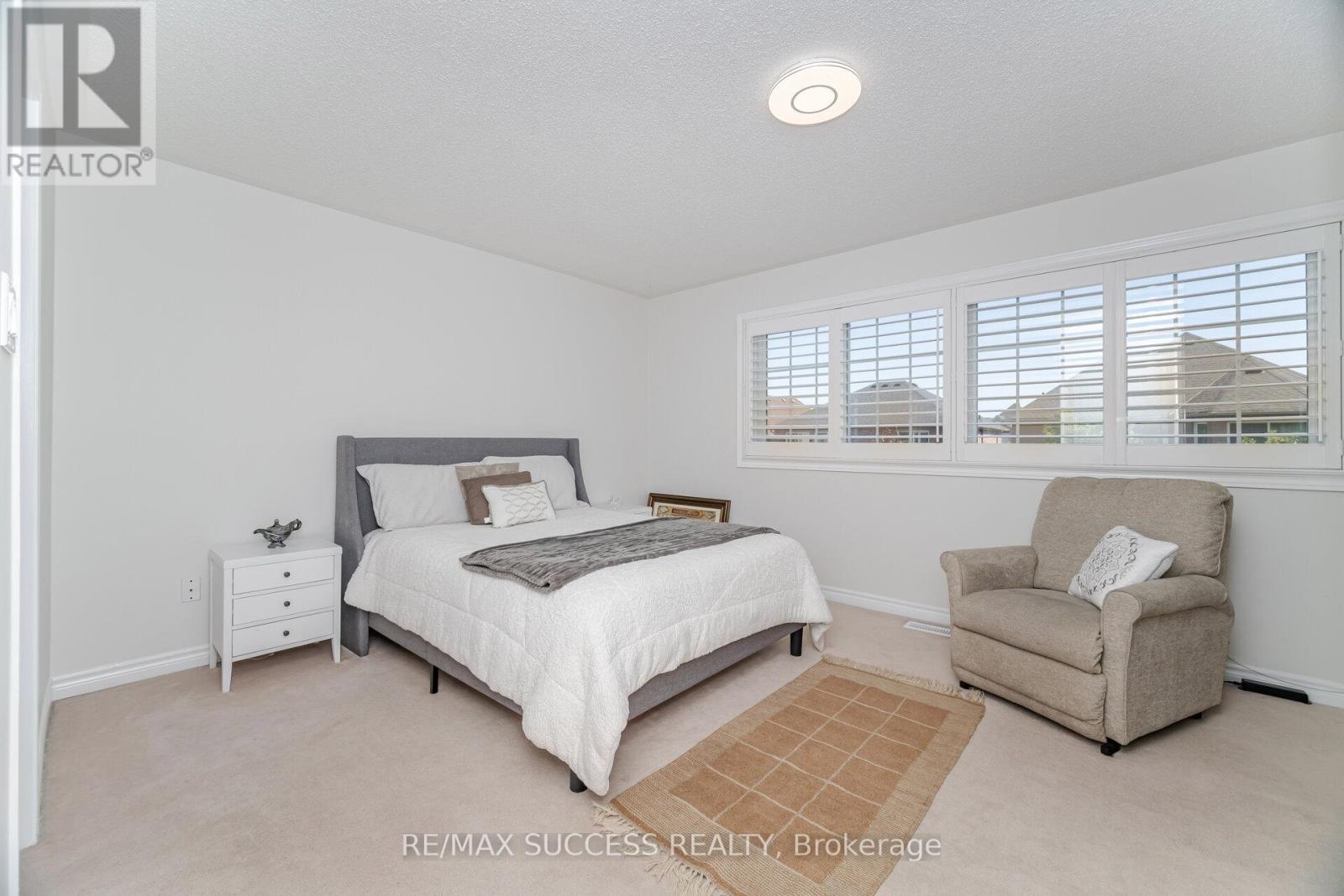 3570 Southwick Street, Mississauga, Ontario  L5M 7N8 - Photo 21 - W12391936