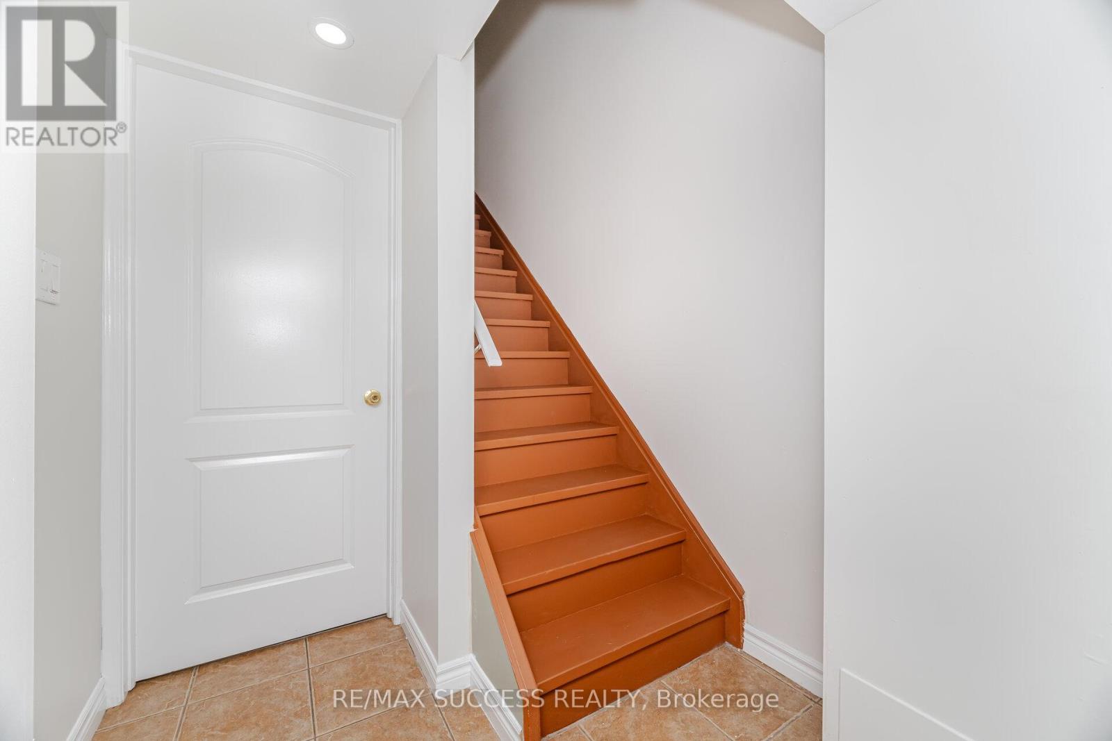 3570 Southwick Street, Mississauga, Ontario  L5M 7N8 - Photo 33 - W12391936