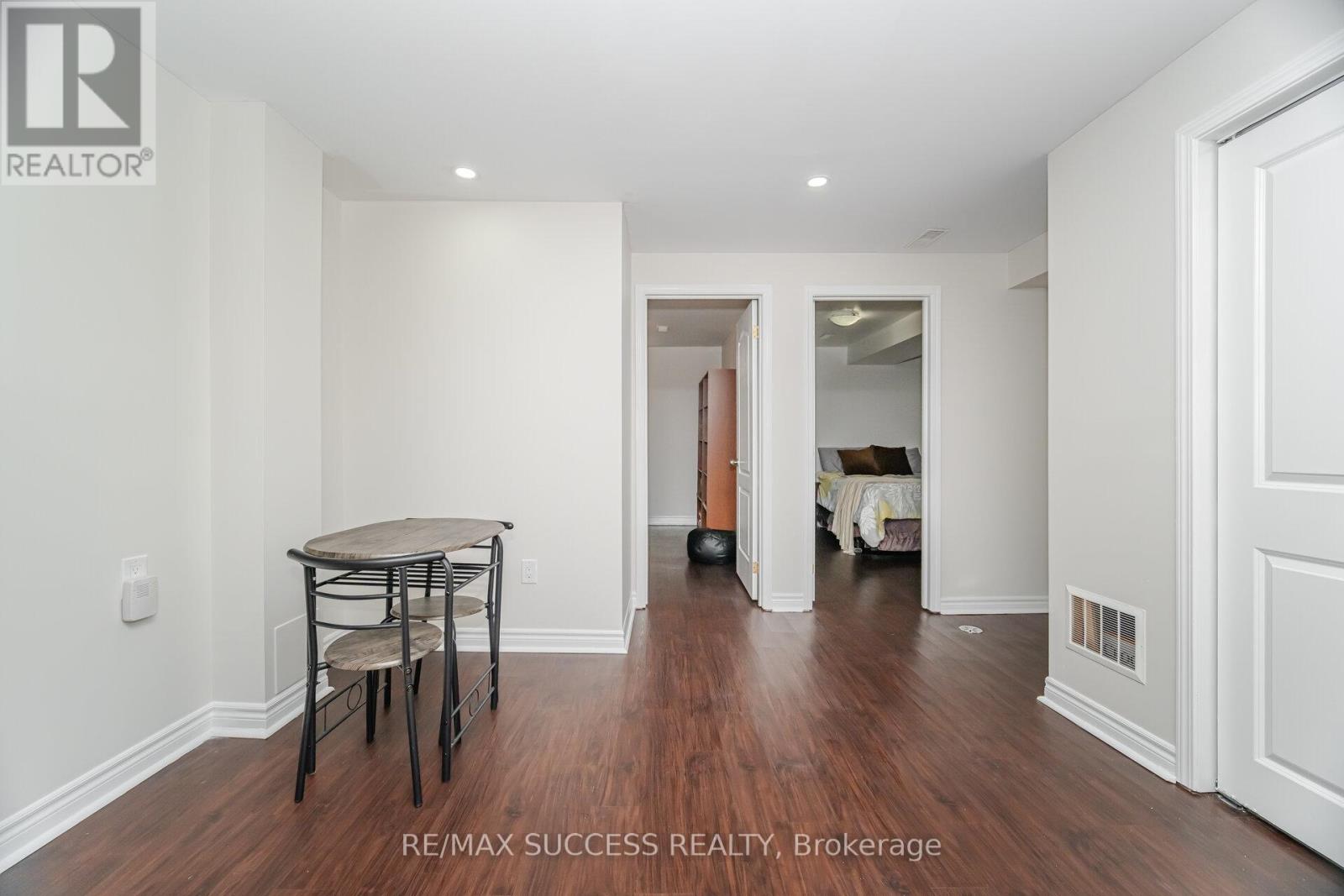3570 Southwick Street, Mississauga, Ontario  L5M 7N8 - Photo 39 - W12391936