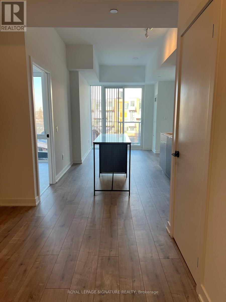 402 - 220 Missinnihe Way, Mississauga, Ontario  L5H 0A9 - Photo 2 - W12391945