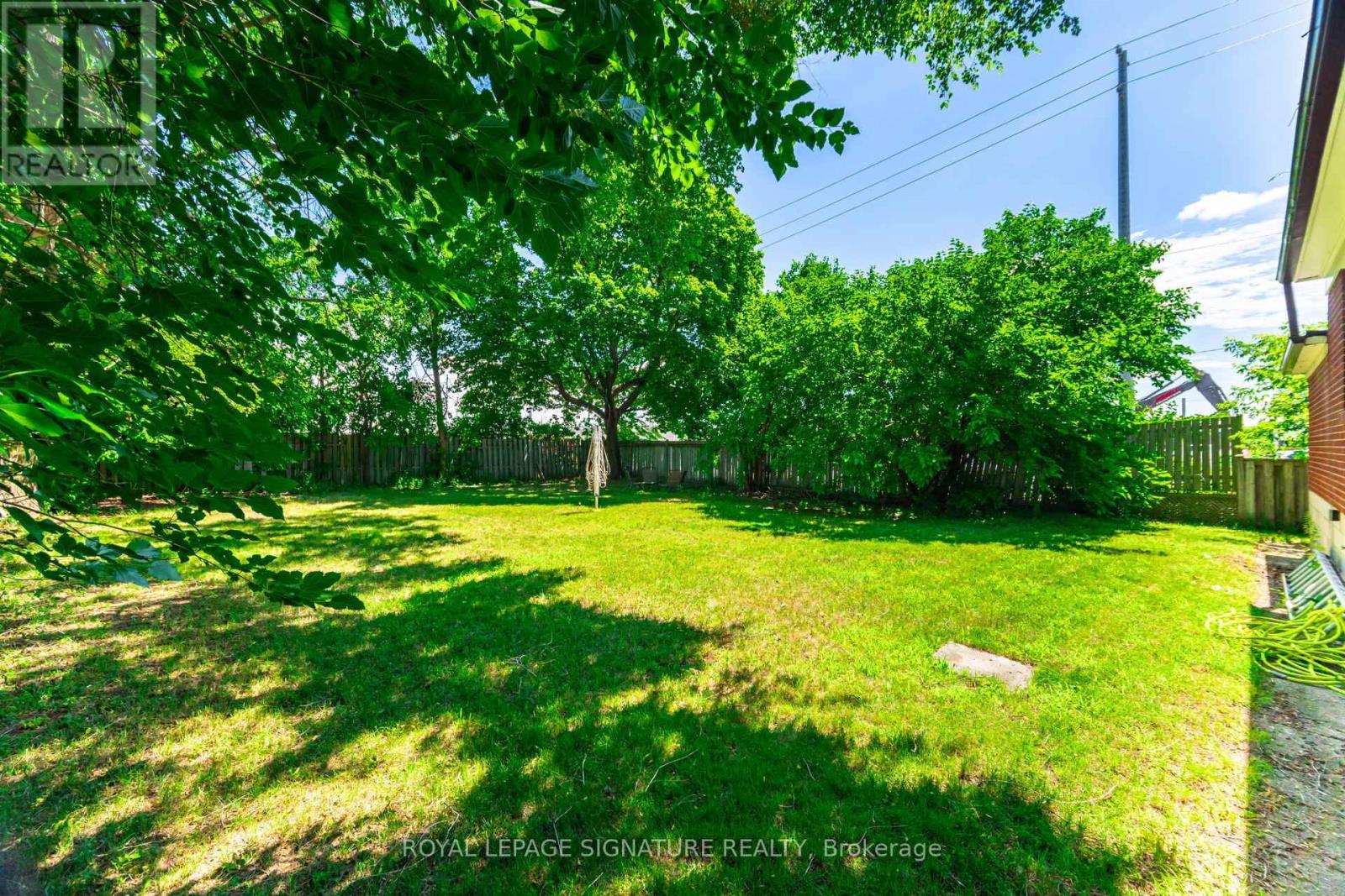 2015 Stanfield Road, Mississauga (Lakeview), Ontario  L4Y 1R2 - Photo 19 - W12391987