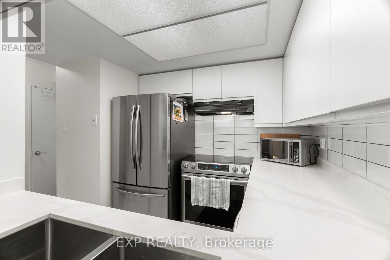 706 - 75 King Street E, Mississauga (Cooksville), Ontario  L5A 4G5 - Photo 11 - W12392039