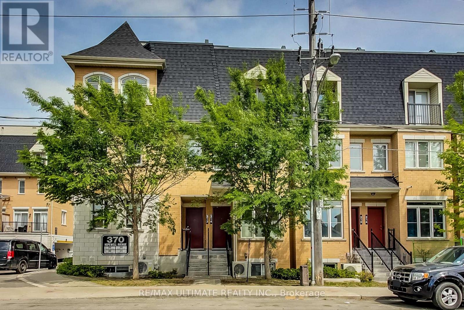 214 - 370 Hopewell Avenue, Toronto (Briar Hill-Belgravia), Ontario  M6E 2S2 - Photo 1 - W12392043