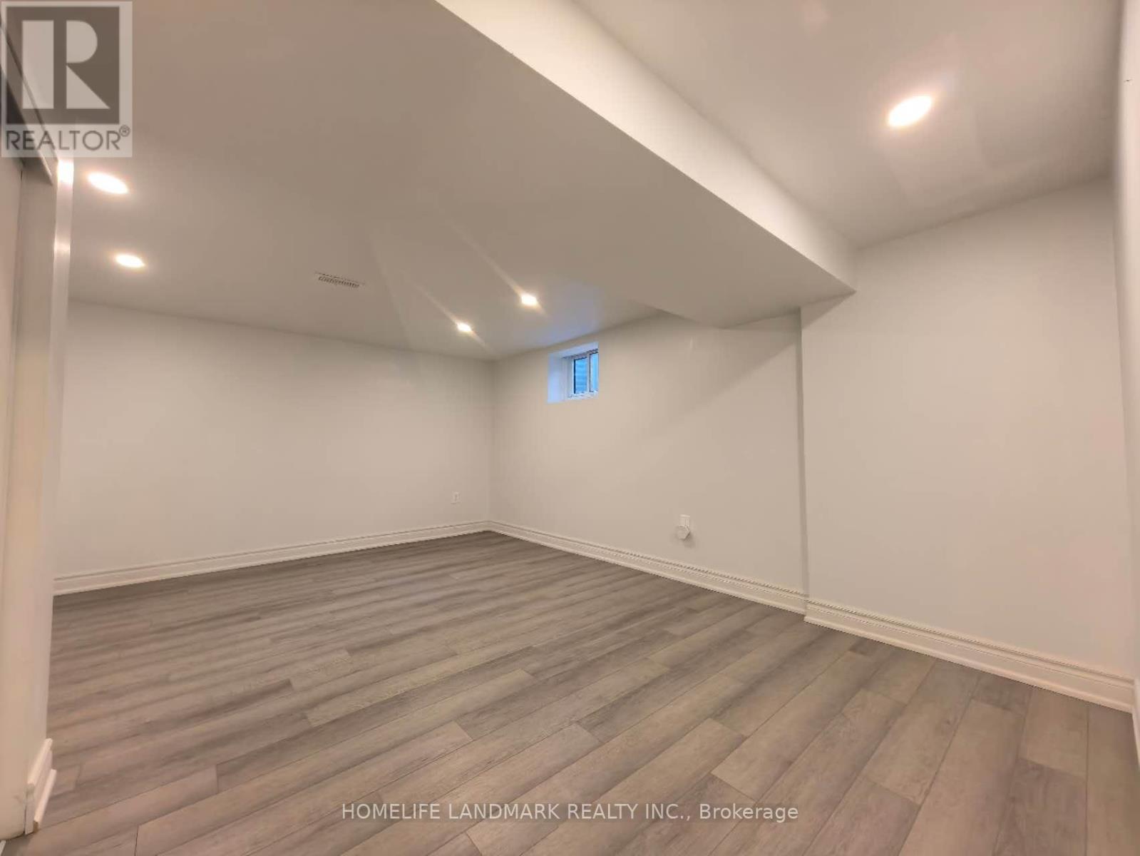 66 May Ave May Avenue, East Gwillimbury (Sharon), Ontario  L0G 1V0 - Photo 14 - N12390370