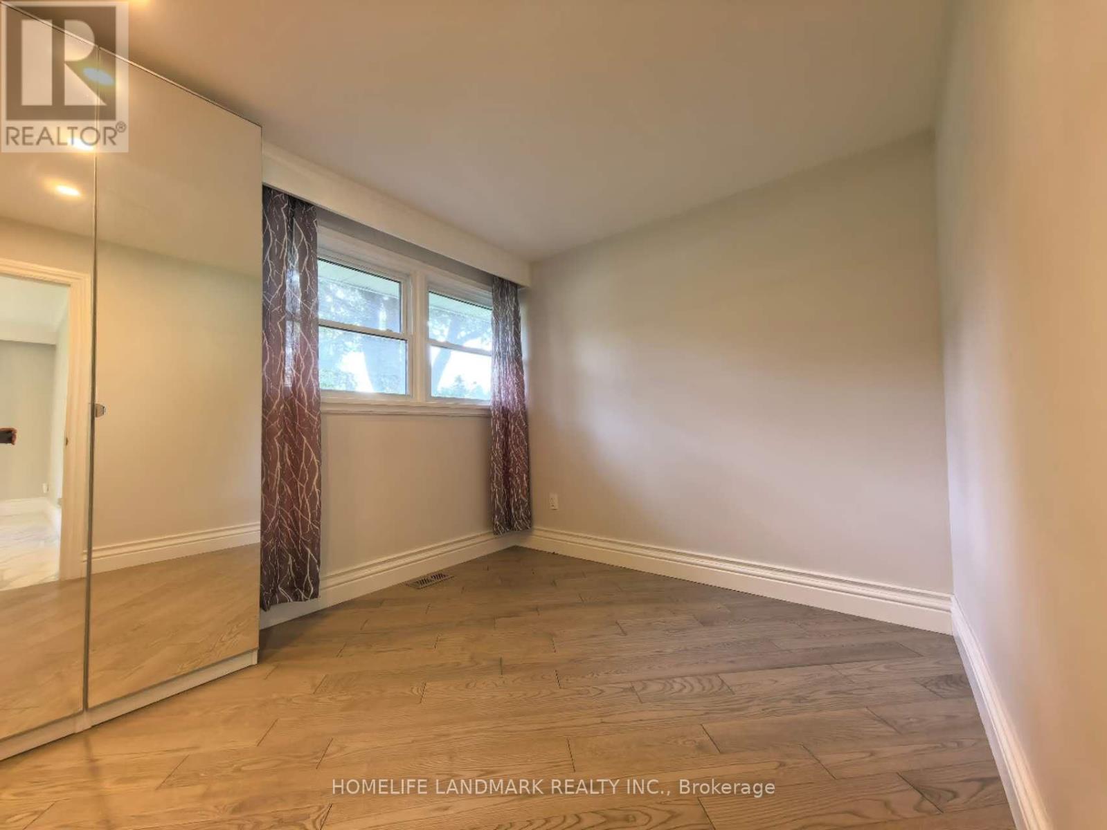 66 May Ave May Avenue, East Gwillimbury (Sharon), Ontario  L0G 1V0 - Photo 10 - N12390370