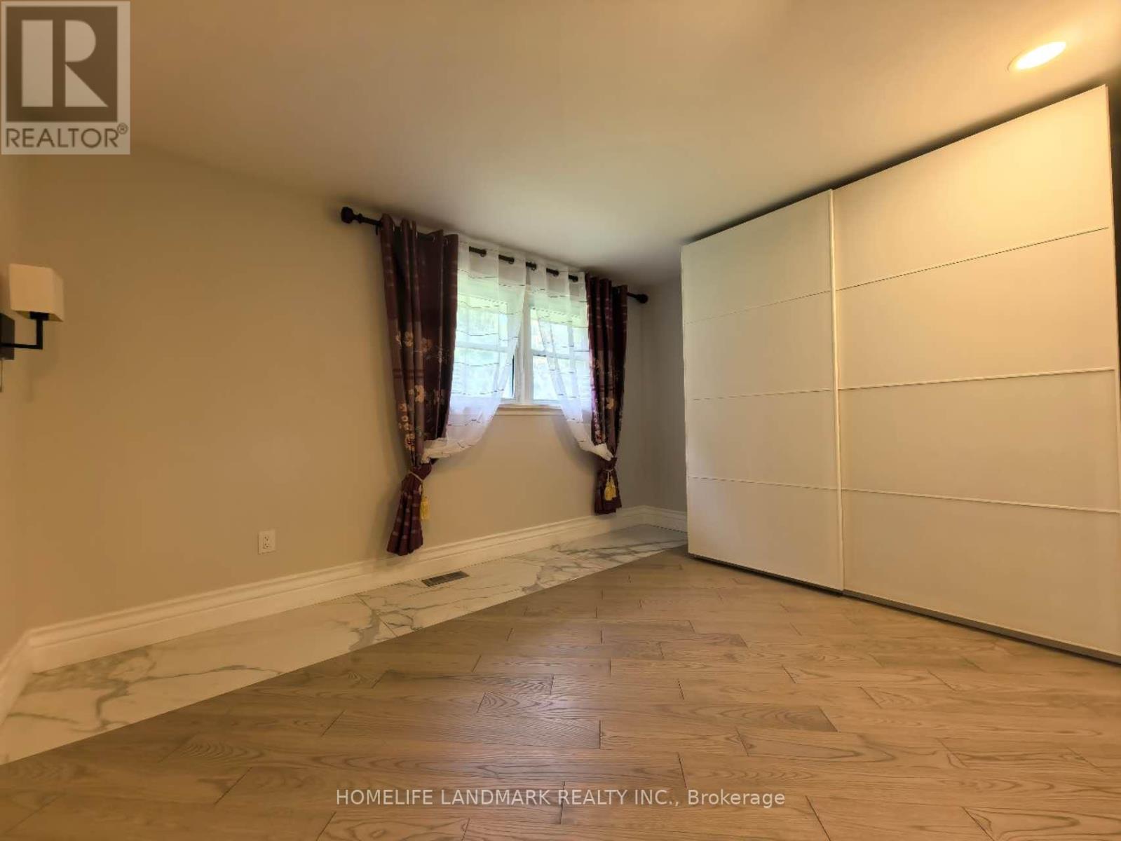 66 May Ave May Avenue, East Gwillimbury (Sharon), Ontario  L0G 1V0 - Photo 6 - N12390370