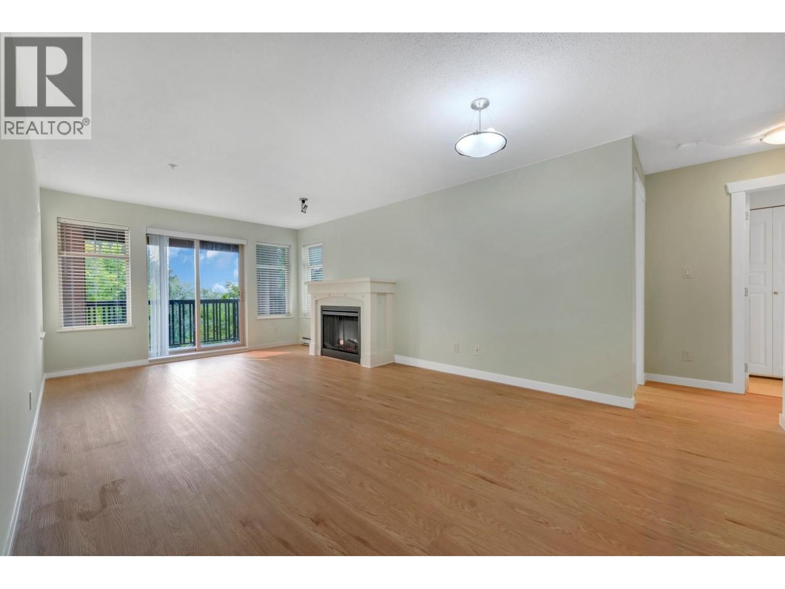 309 2998 Silver Springs Boulevard, Coquitlam, British Columbia  V3E 3R7 - Photo 12 - R3044769
