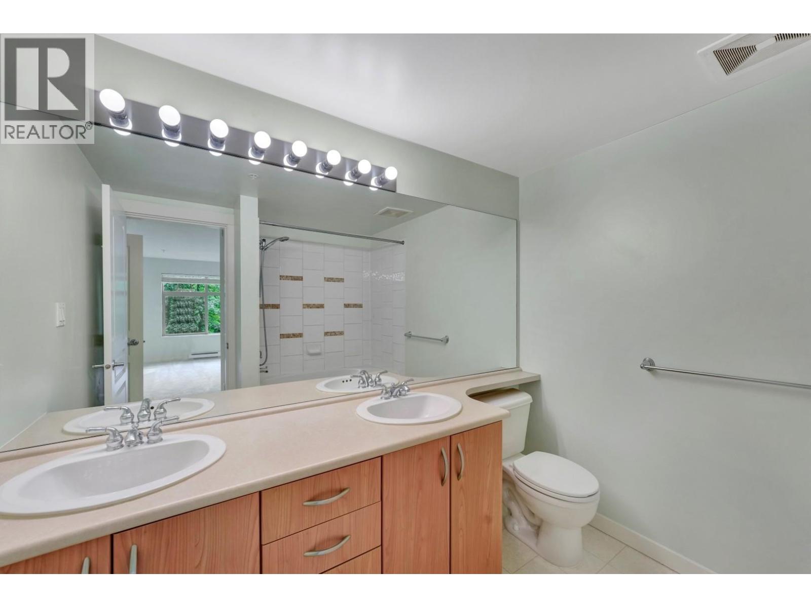 309 2998 Silver Springs Boulevard, Coquitlam, British Columbia  V3E 3R7 - Photo 24 - R3044769