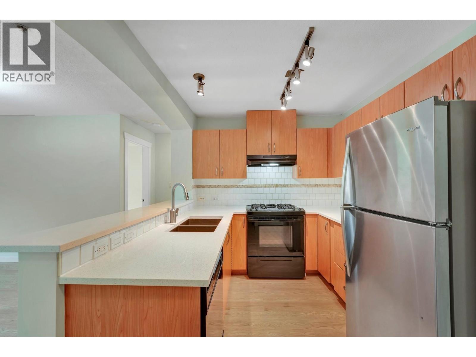 309 2998 Silver Springs Boulevard, Coquitlam, British Columbia  V3E 3R7 - Photo 8 - R3044769