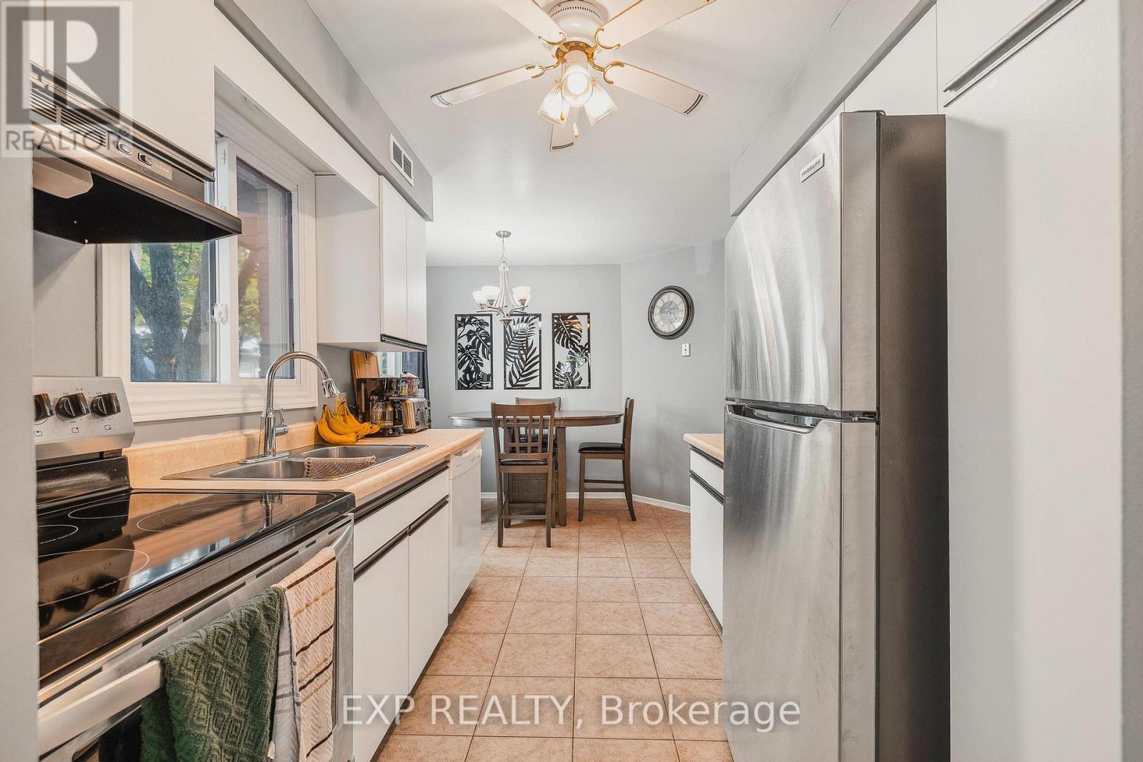 Property at 6 - 445 KINGSCOURT DRIVE image 5