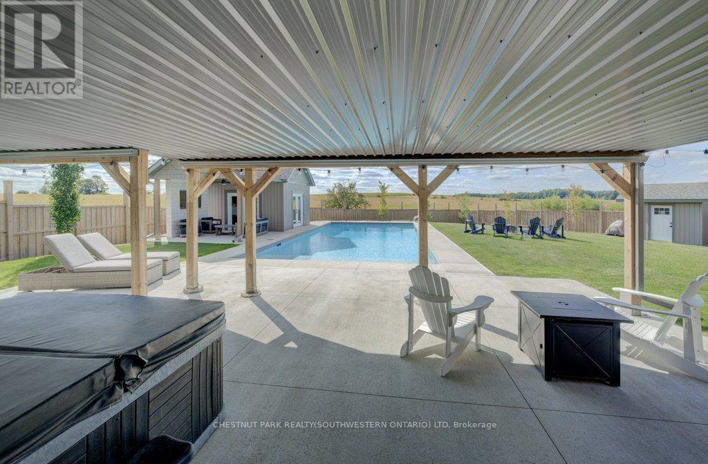97 Michael Myers Road, Wilmot, Ontario  N3A 0E1 - Photo 41 - X12391889