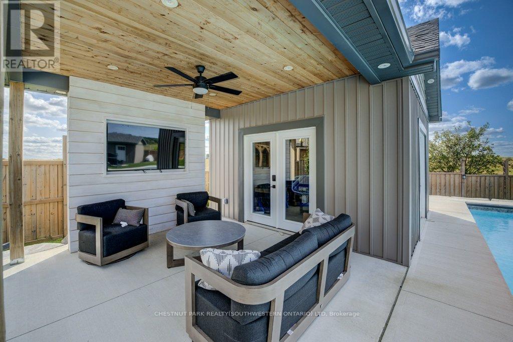 97 Michael Myers Road, Wilmot, Ontario  N3A 0E1 - Photo 43 - X12391889