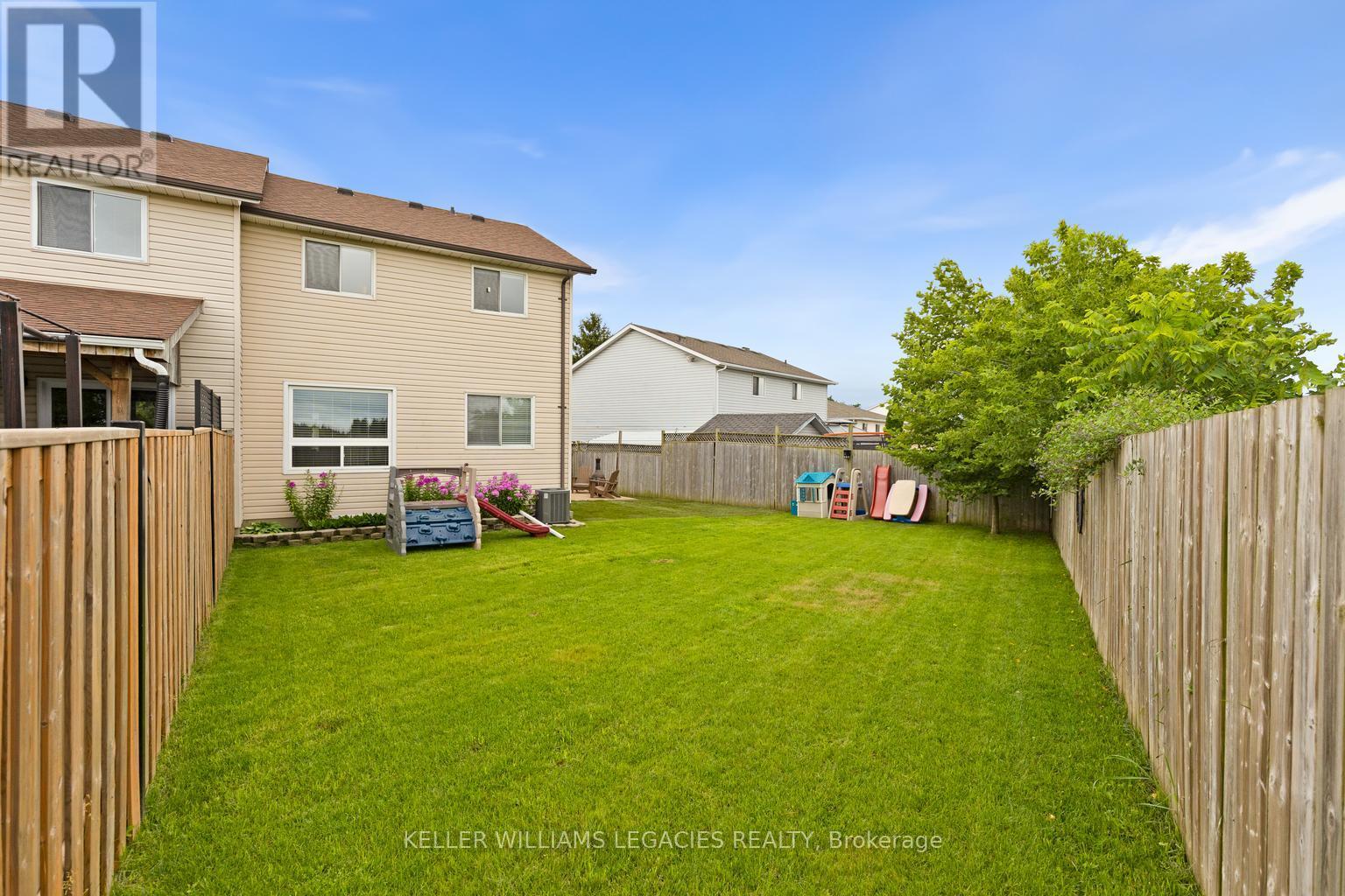 104 Dyer Court, Cambridge, Ontario  N3C 4B9 - Photo 19 - X12391993