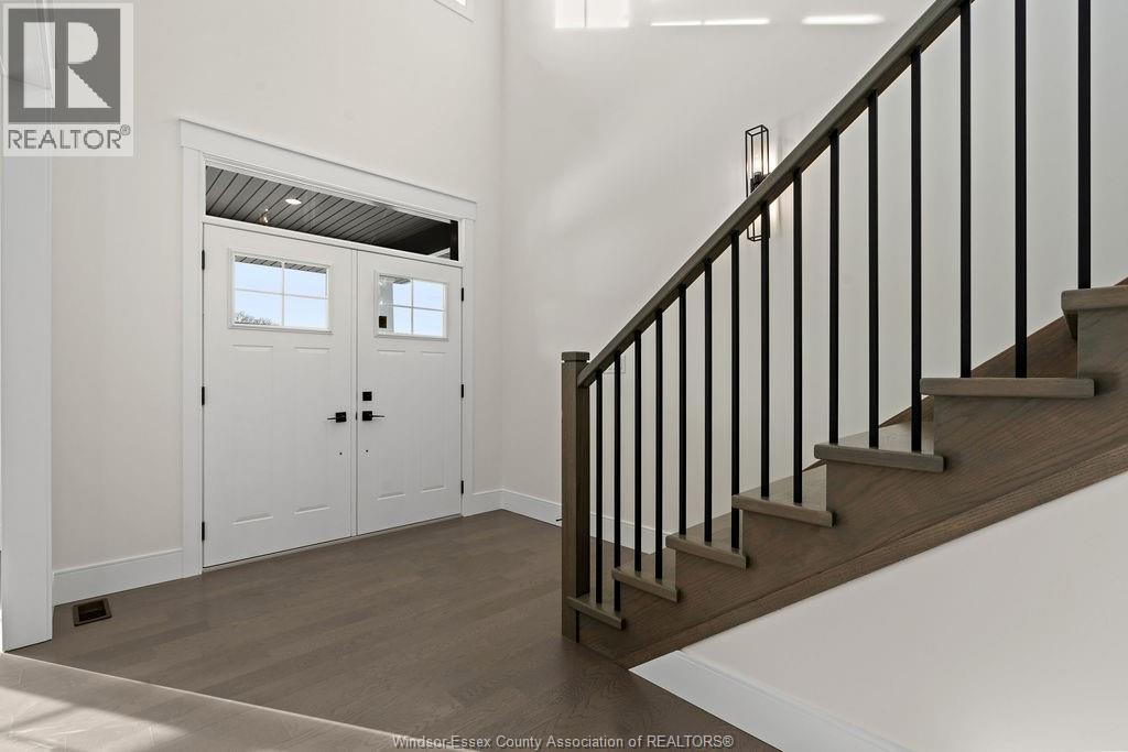2466 Partington Avenue, Windsor, Ontario  N9E 0A9 - Photo 9 - 25022910