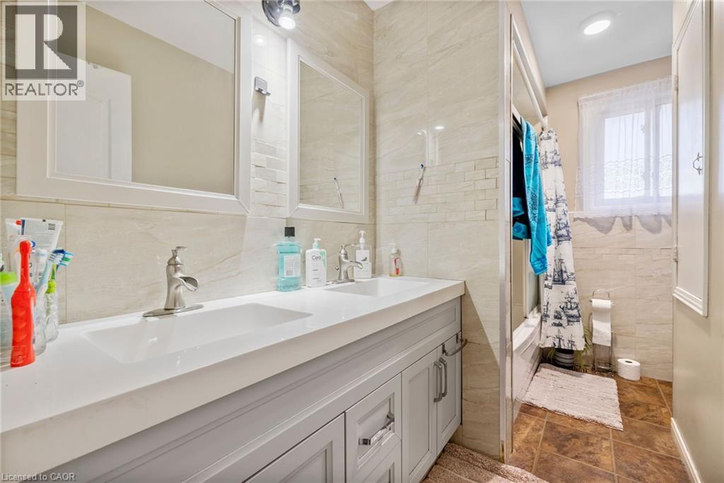 490 Queen Victoria Drive, Hamilton, Ontario  L8W 1G9 - Photo 20 - 40767951