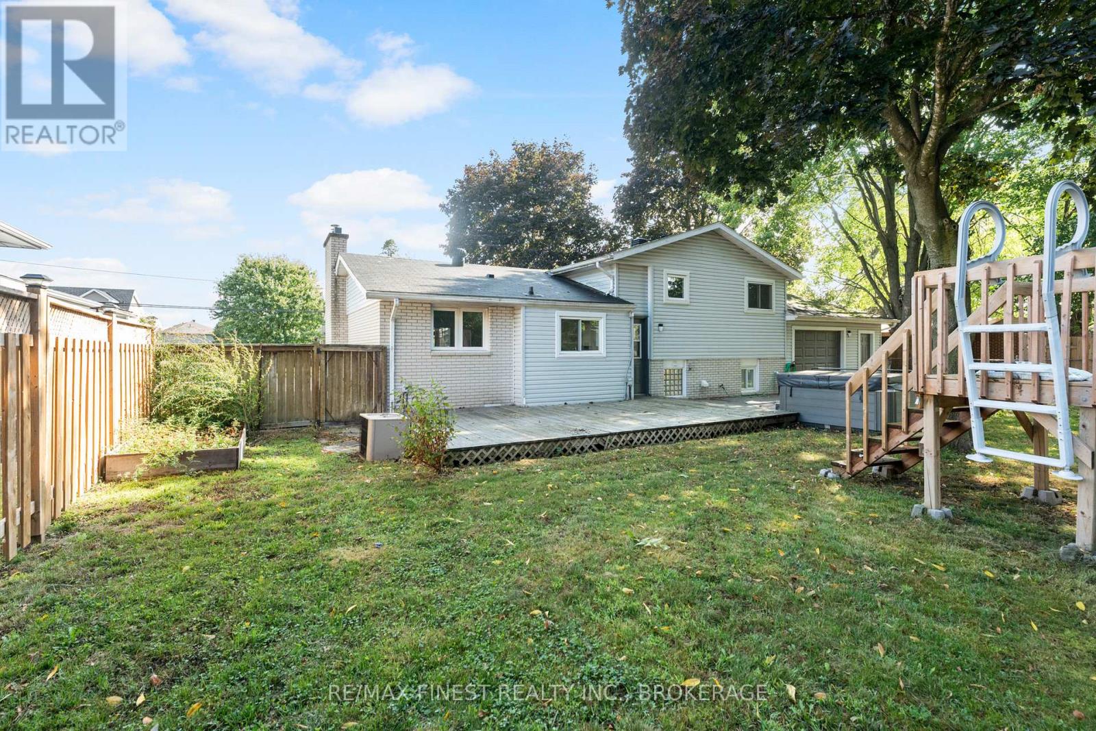 52 Windsor Drive, Brockville, Ontario  K6V 3H6 - Photo 45 - X12392214