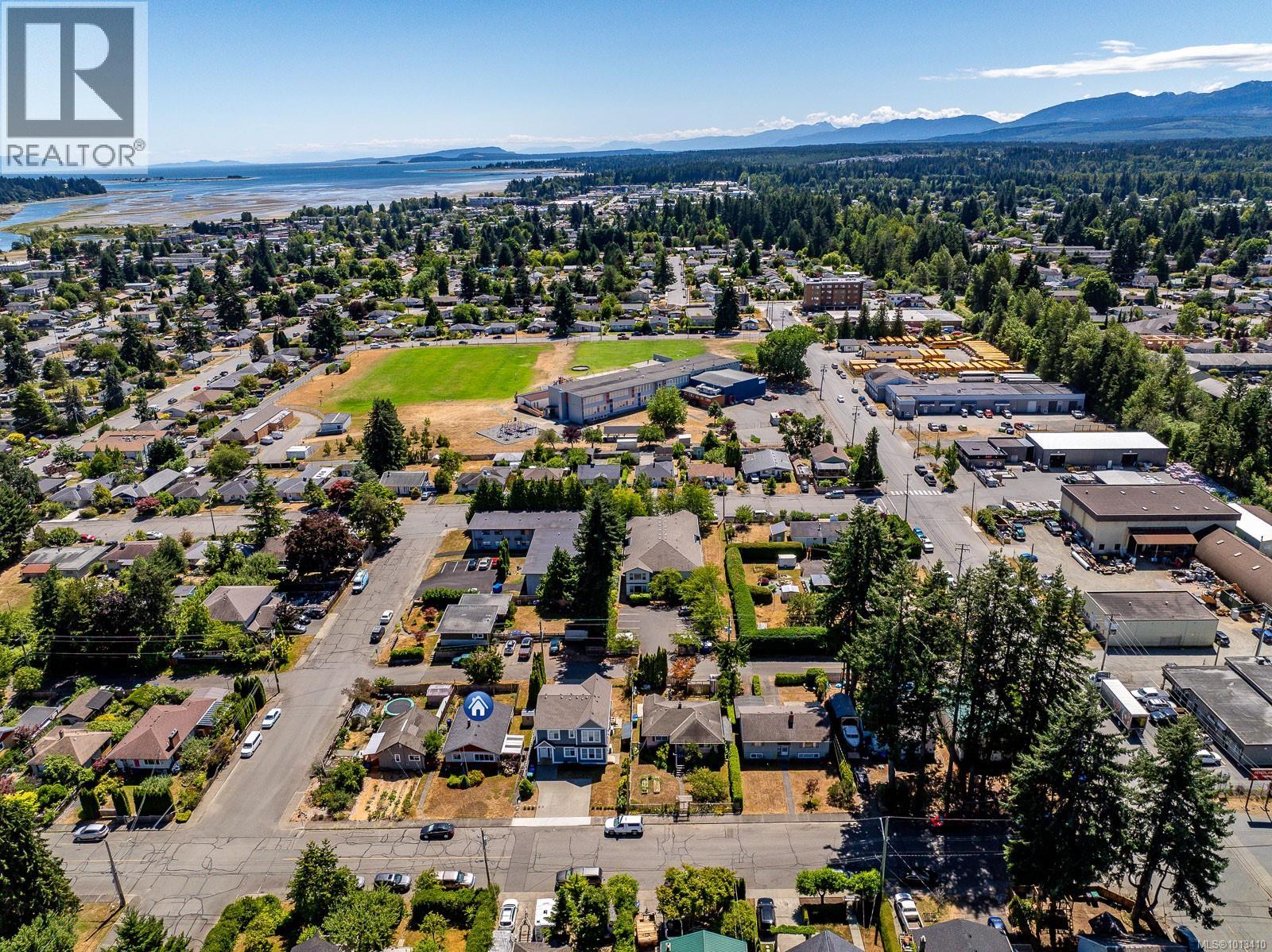 714 12th St, Courtenay, British Columbia  V9N 1V4 - Photo 27 - 1013410