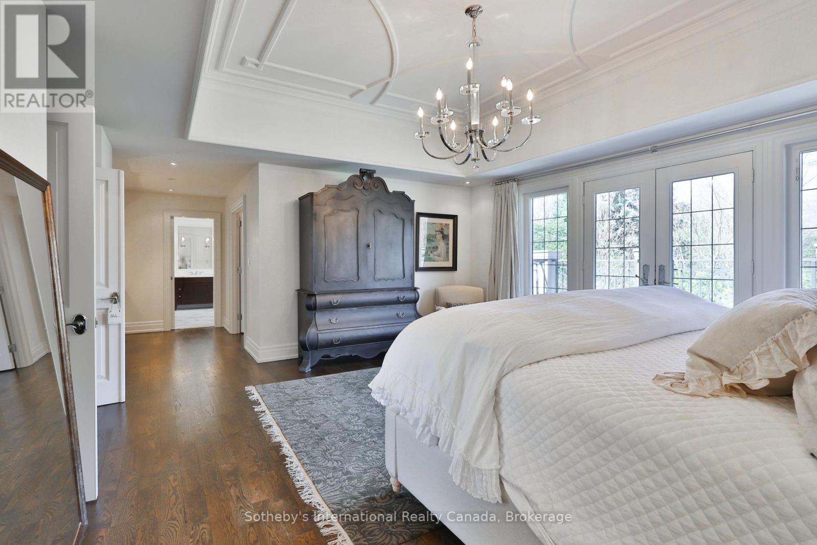 1497 Lakeshore Road W, Oakville, Ontario  L6L 1G5 - Photo 22 - W12392225