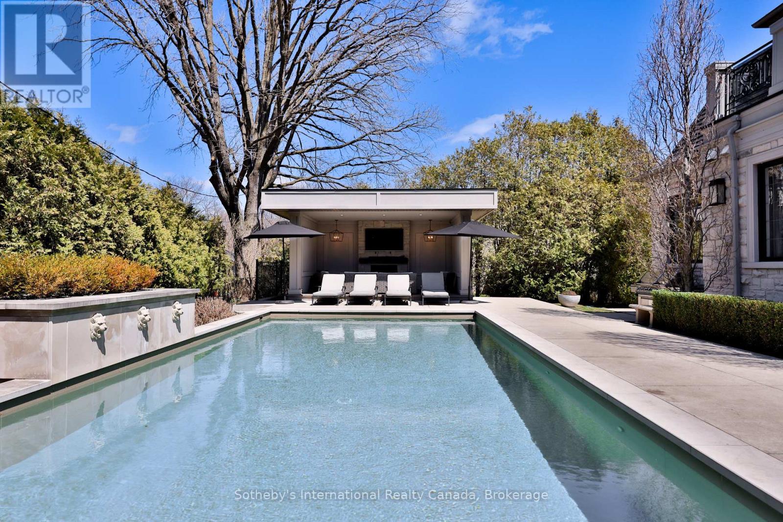 1497 Lakeshore Road W, Oakville, Ontario  L6L 1G5 - Photo 46 - W12392225