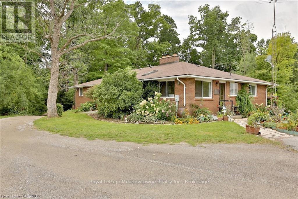 225/269 Campbell Avenue E, Milton, Ontario  L0P 1B0 - Photo 2 - W12392237