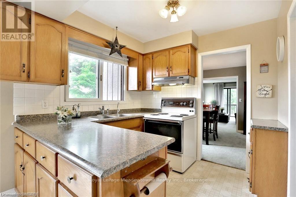 225/269 Campbell Avenue E, Milton, Ontario  L0P 1B0 - Photo 28 - W12392237