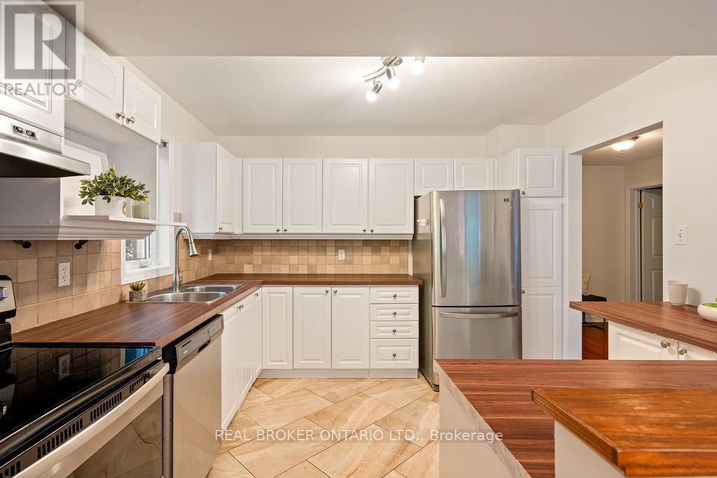 2 Sherring Crescent, Ottawa, Ontario  K2K 2T2 - Photo 14 - X12392146