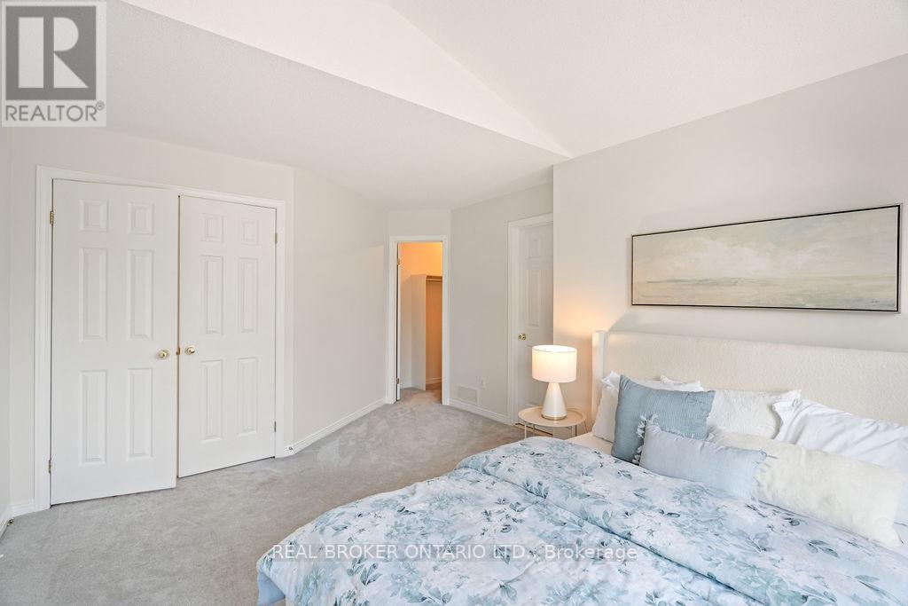 2 Sherring Crescent, Ottawa, Ontario  K2K 2T2 - Photo 23 - X12392146