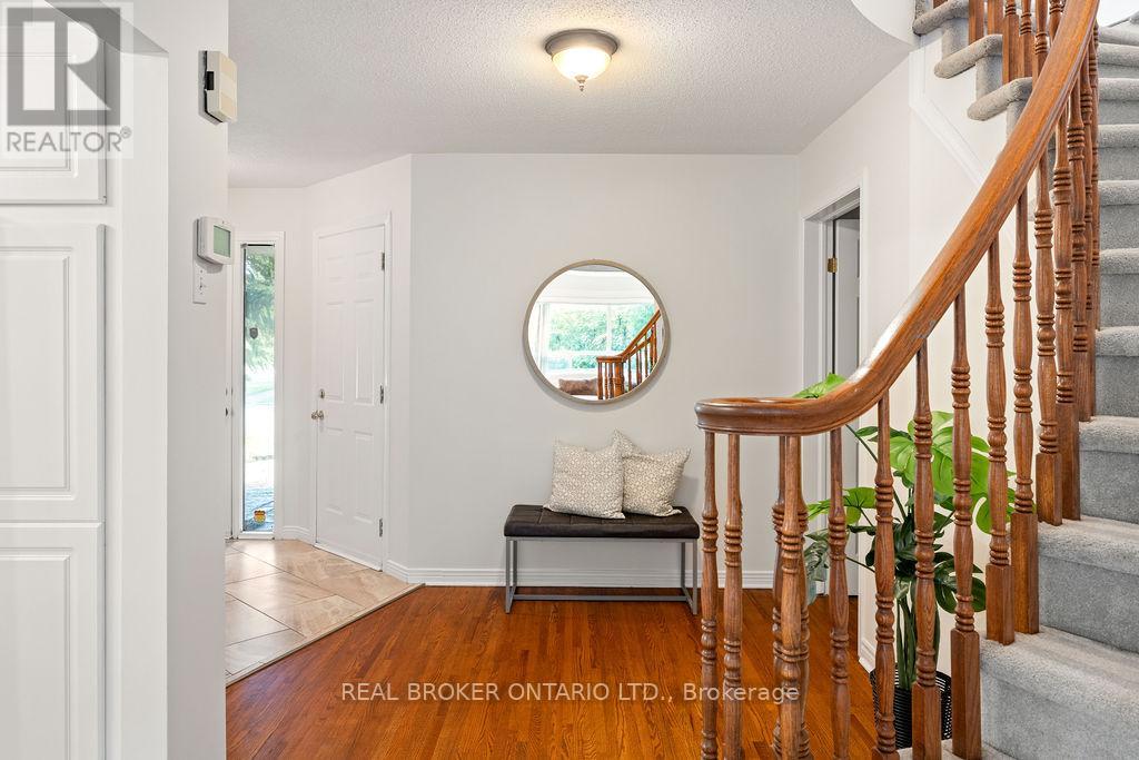 Property at 2 SHERRING CRESCENT image 4