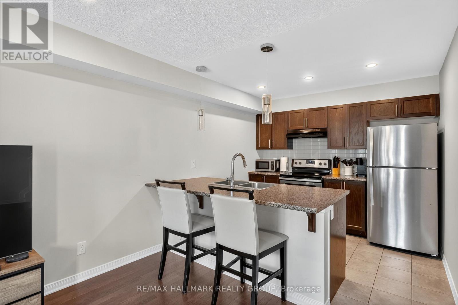 805 Element Private, Ottawa, Ontario  K2M 0M8 - Photo 17 - X12392195