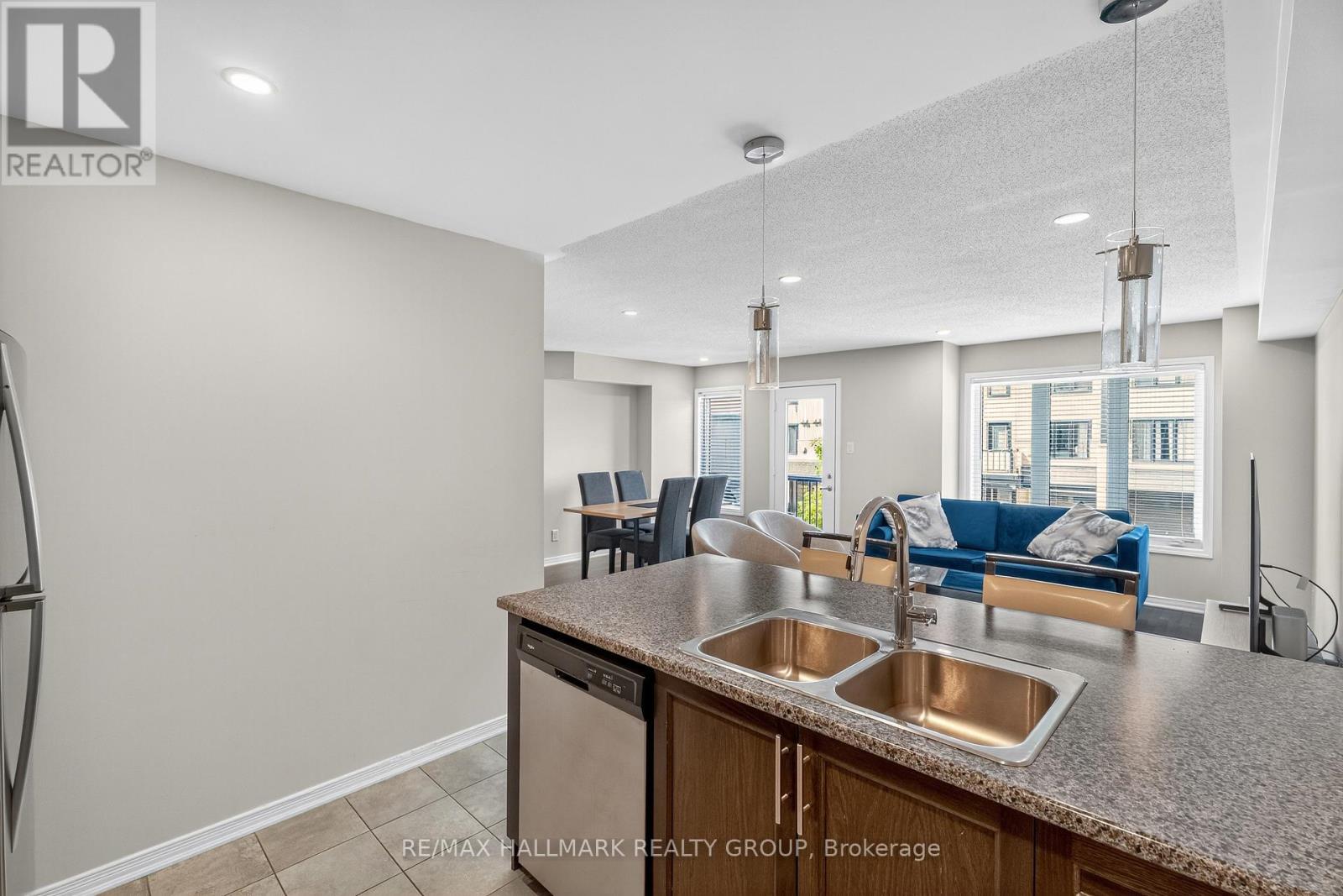 805 Element Private, Ottawa, Ontario  K2M 0M8 - Photo 20 - X12392195