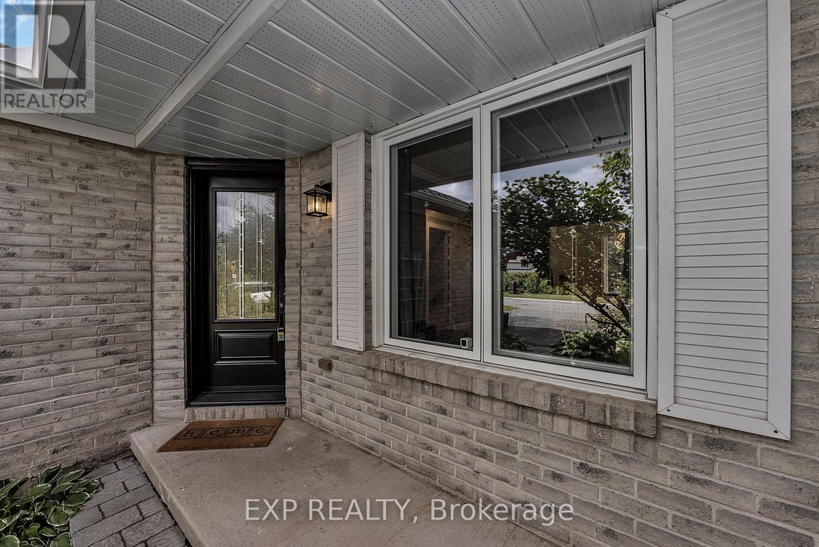 Property at 1943 LONGMAN CRESCENT image 5