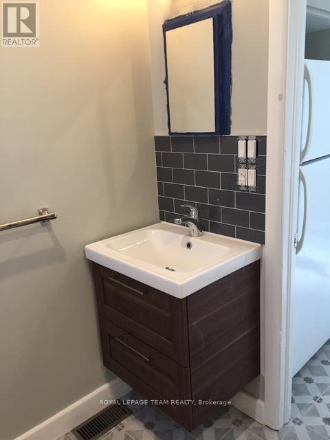 62 Laurel Street, Ottawa, Ontario  K1Y 3E2 - Photo 39 - X12392247