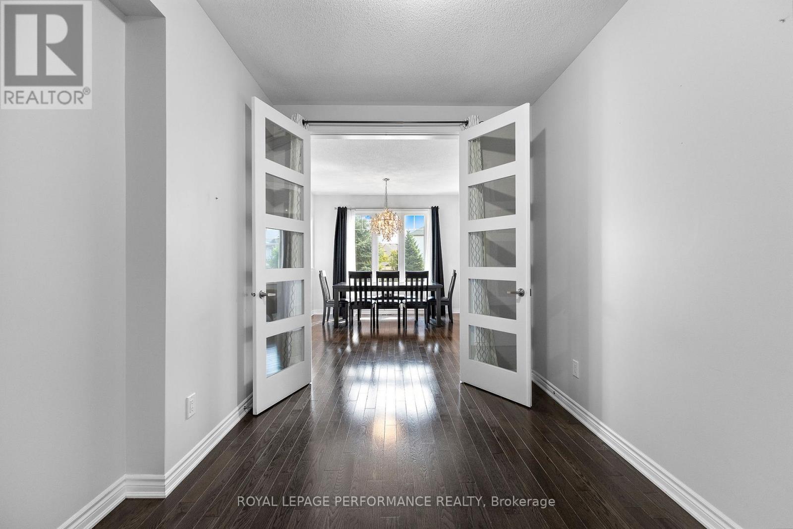 3532 River Run Avenue, Ottawa, Ontario  K2J 3V5 - Photo 8 - X12392258