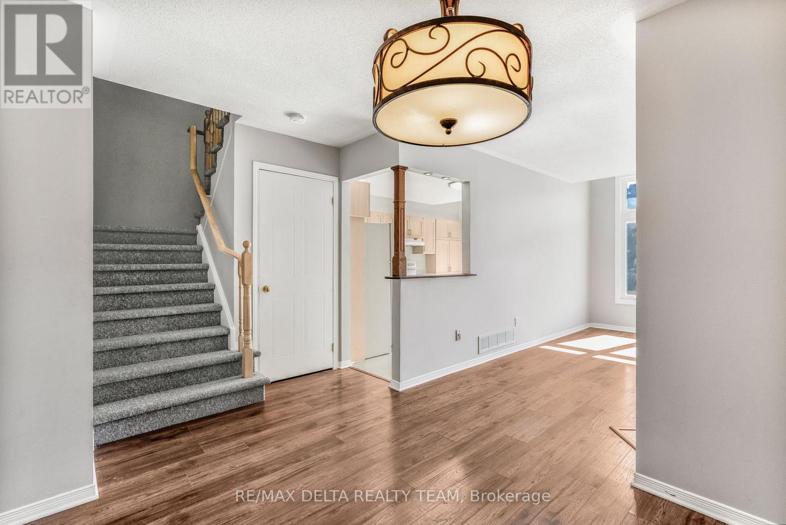 1969 Sunland Drive, Ottawa, Ontario  K4A 3T1 - Photo 12 - X12392264