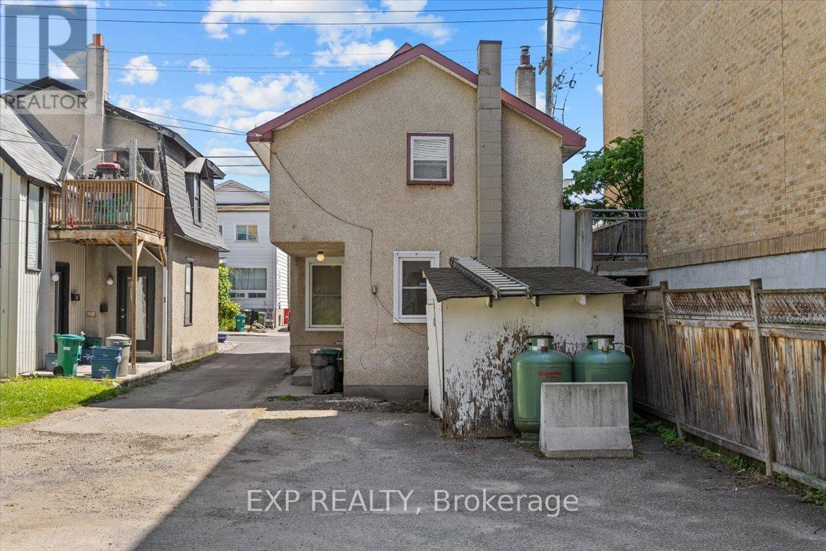 198 Hinchey Avenue, Ottawa, Ontario  K1Y 1L7 - Photo 29 - X12392275