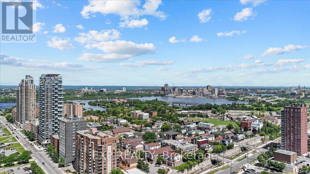 198 Hinchey Avenue, Ottawa, Ontario  K1Y 1L7 - Photo 35 - X12392275
