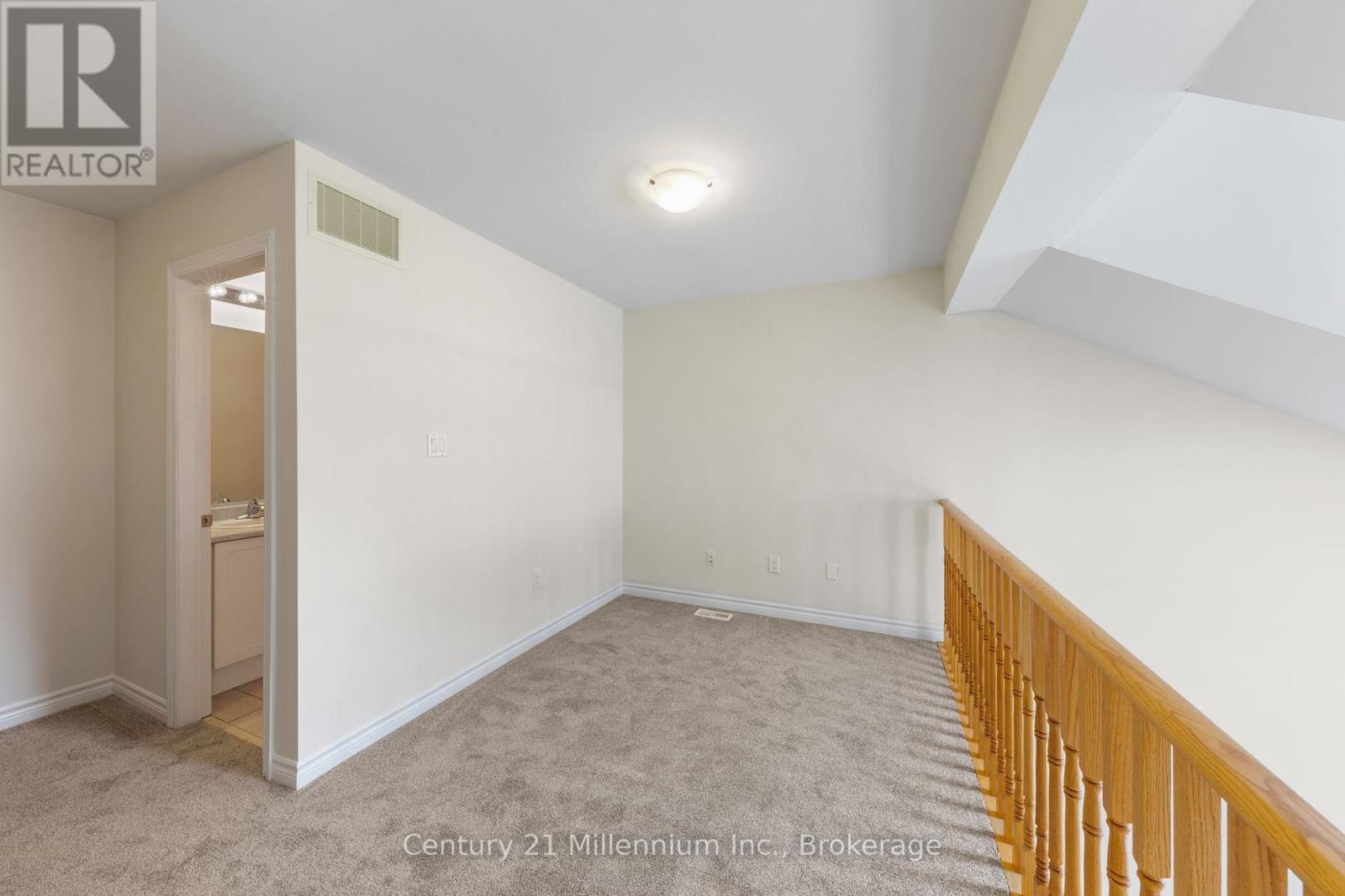 16 Berkshire Avenue, Wasaga Beach, Ontario  L9Z 2X2 - Photo 20 - S12392205