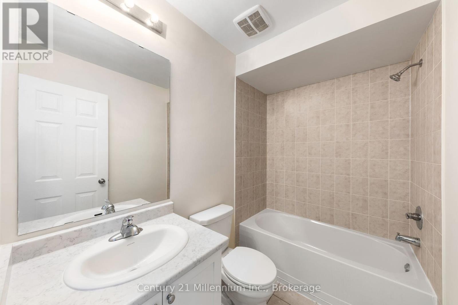 16 Berkshire Avenue, Wasaga Beach, Ontario  L9Z 2X2 - Photo 24 - S12392205