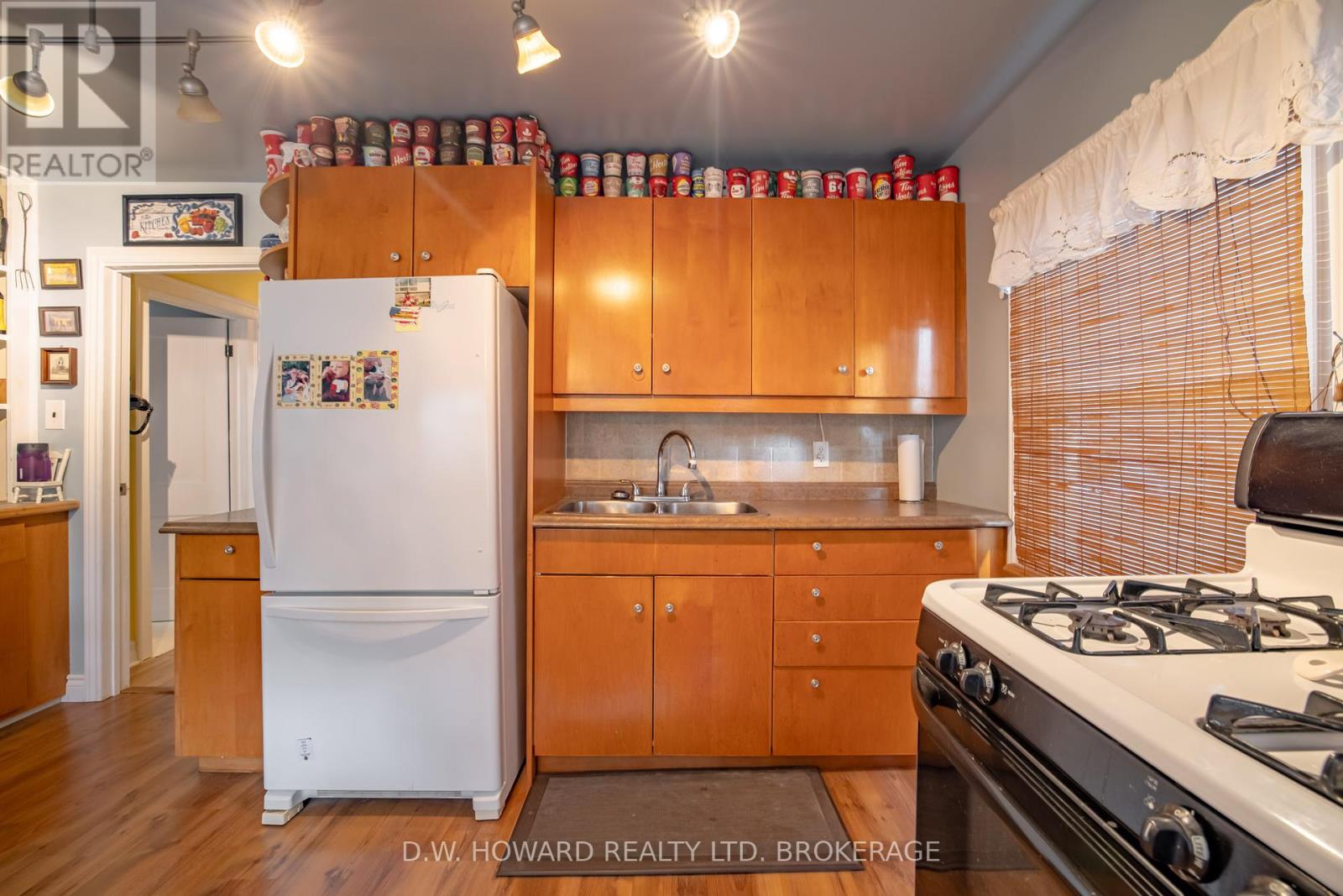 339 Beechwood Avenue, Fort Erie, Ontario  L0S 1B0 - Photo 16 - X12392251