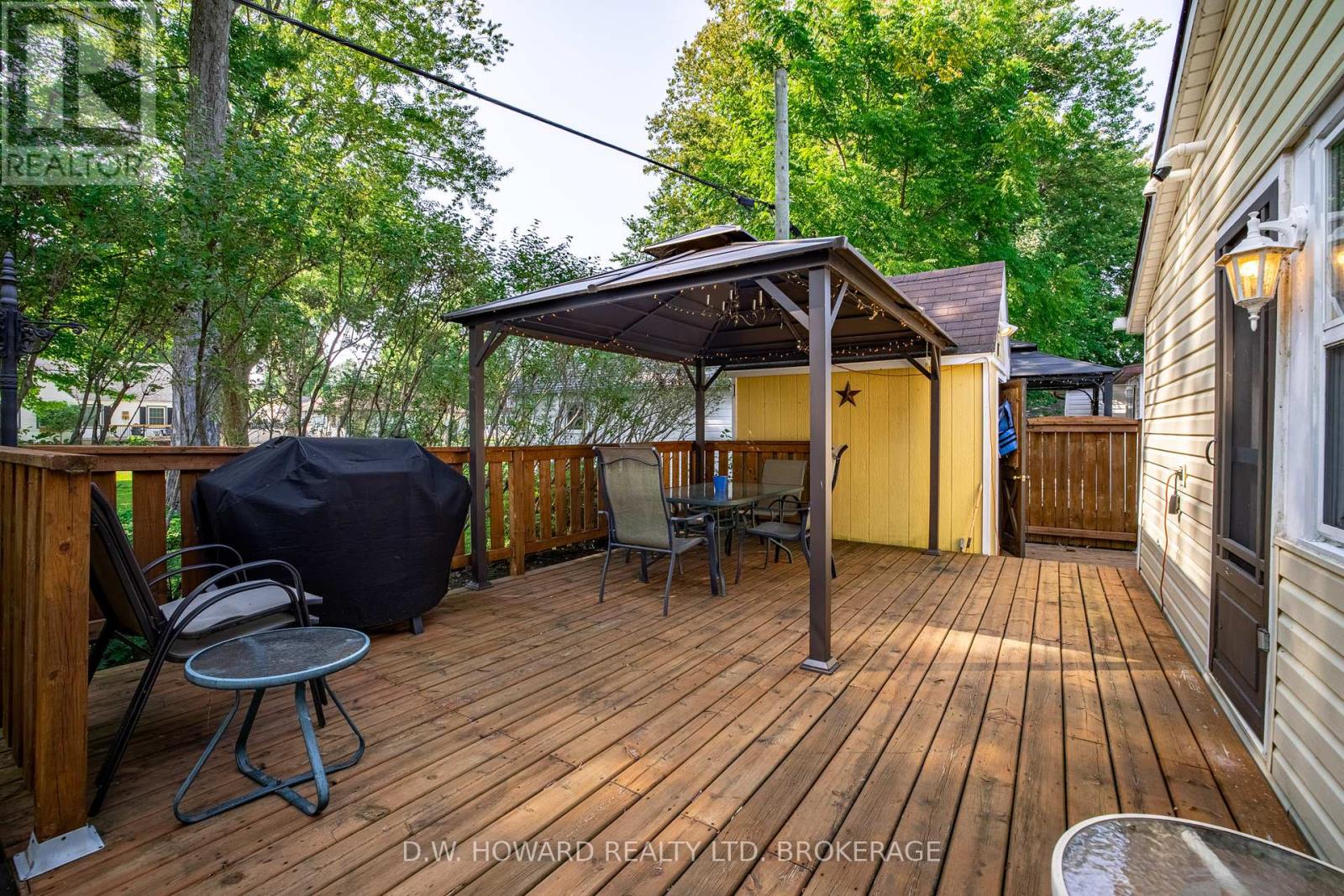 339 Beechwood Avenue, Fort Erie, Ontario  L0S 1B0 - Photo 24 - X12392251