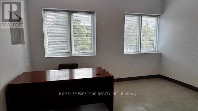 901b - 4560 Highway 7 E, Markham, Ontario  L3R 1M5 - Photo 6 - N12342717