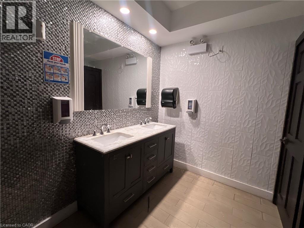 259 St. Paul Street, St. Catharines, Ontario  L2R 3M7 - Photo 25 - 40767375